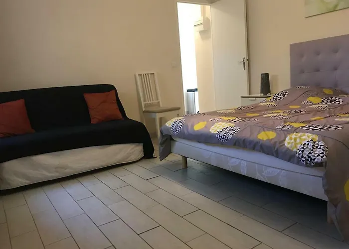 Rez De Pebrier Frejus