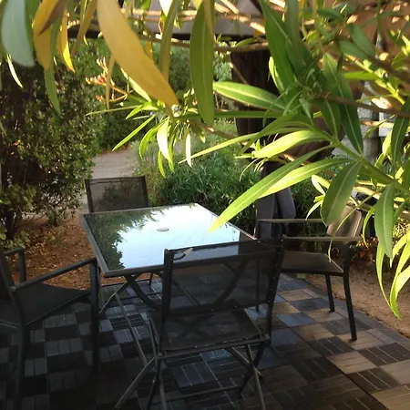 Rez De Pebrier * Frejus