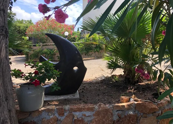 Rez De Pébrier Apartamento